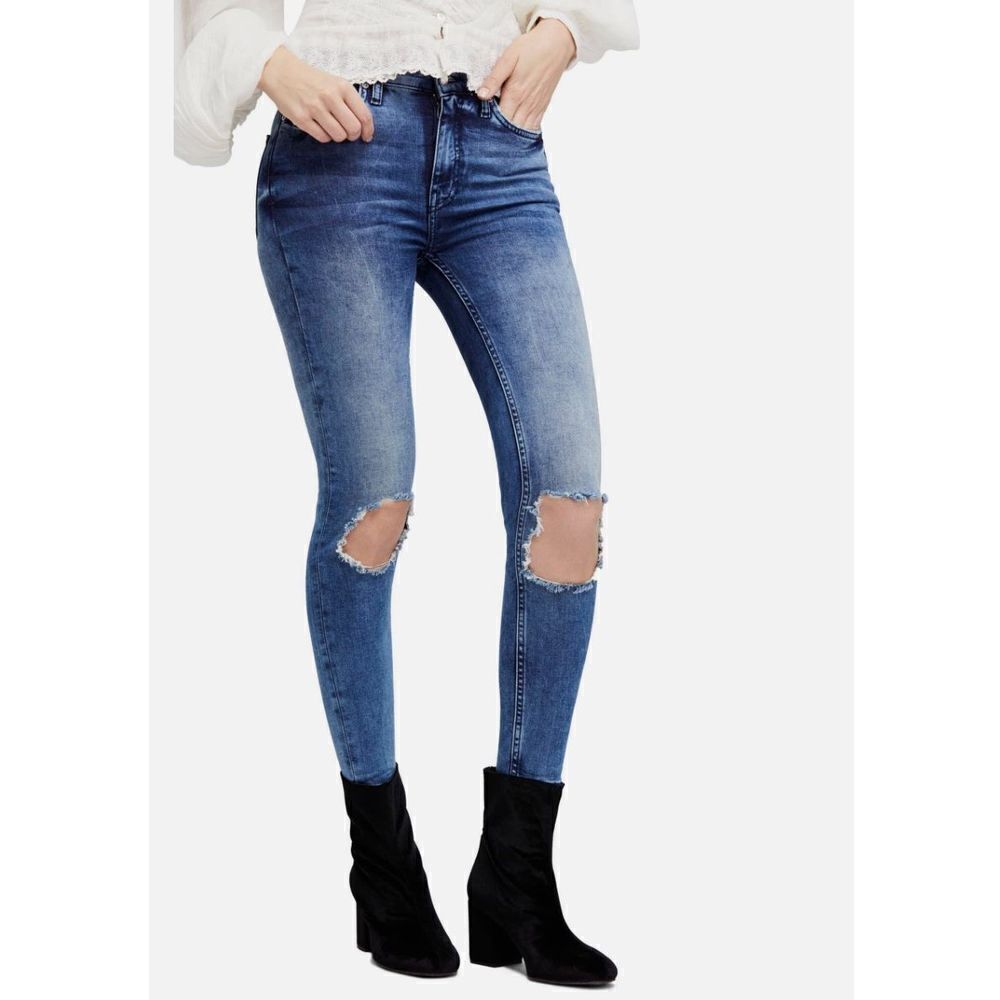 Free People Busted Knee Skinny Jeans 31R‎